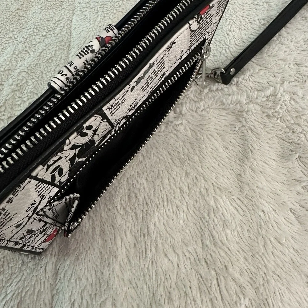Disney Parks WDW Mickey & Minnie Mouse Sketch Wallet‎ Zip Wristlet